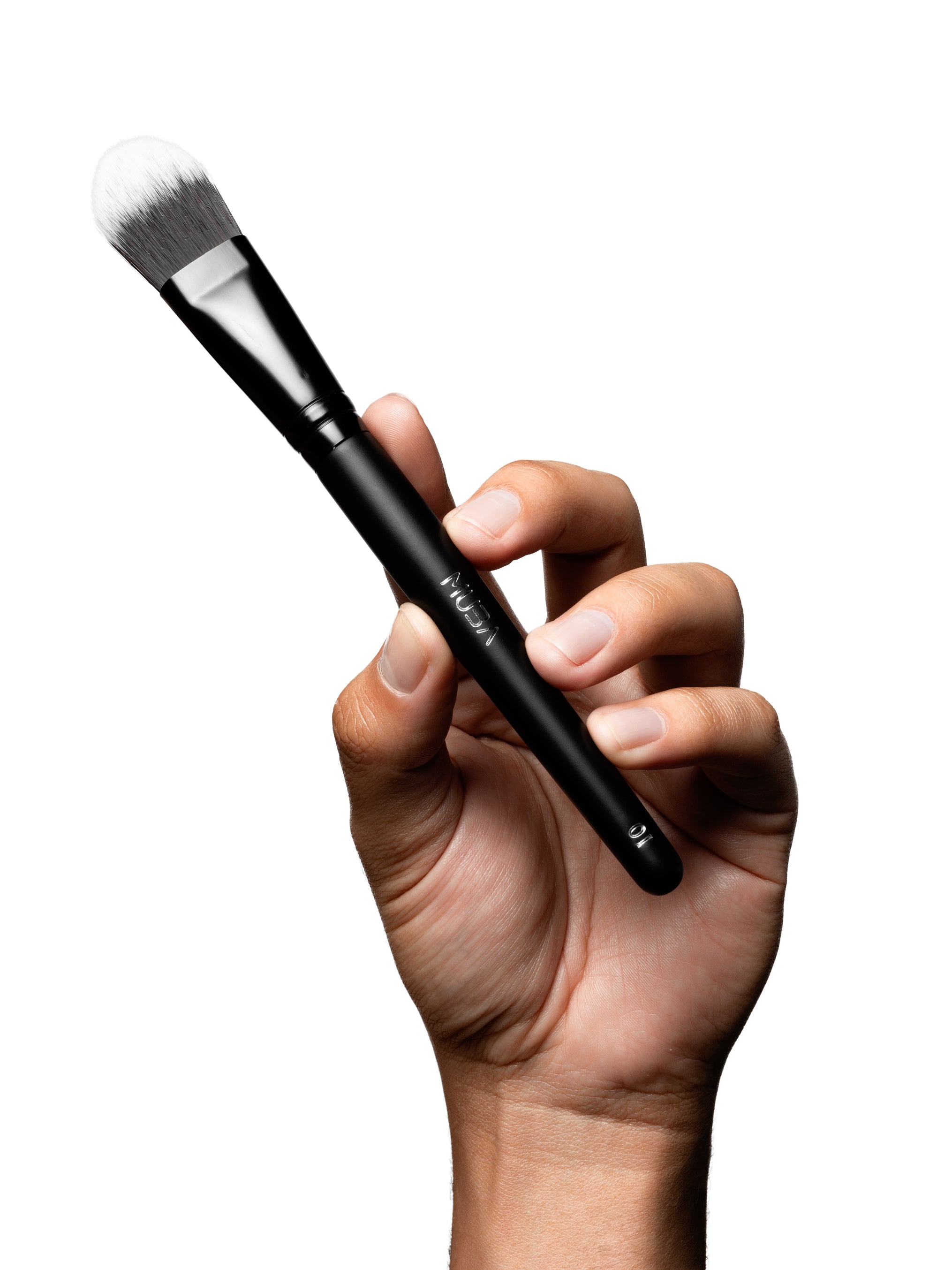 "Universal" 18 Lux Brush Set Collection